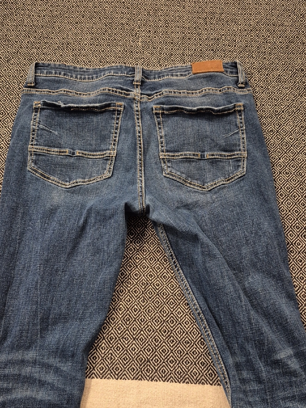 BKE Payton Mid Rise Skinny Fit Jeans Size 31x29 1/2 - Picture 8 of 10
